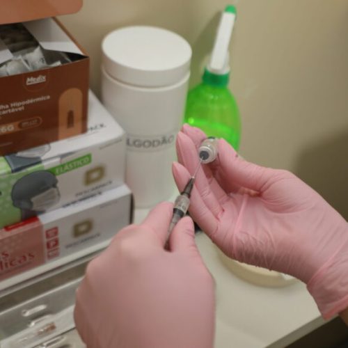 Diretrizes para imunobiológicos e prorrogação da vacinação contra influenza são apresentadas em reunião da CIB