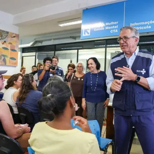 SUS vai vacinar profissionais de saúde contra dengue em fevereiro